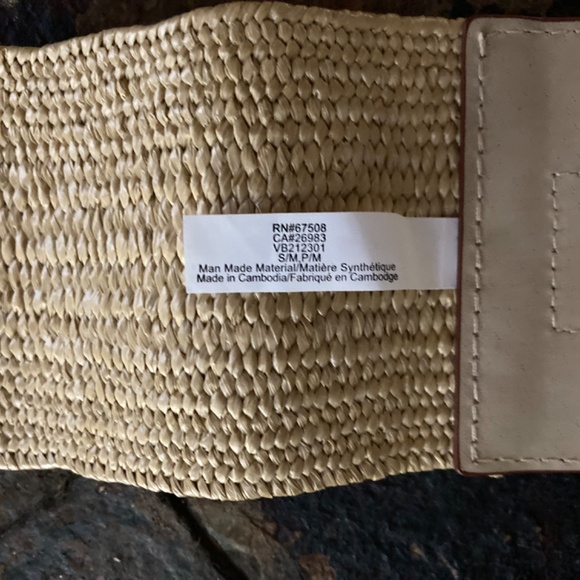 NWOT Vince Camuto Circle and Bar Stretch Raffia Belt Sz S/M - Picture 4 of 6
